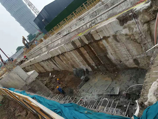 地连墙切割